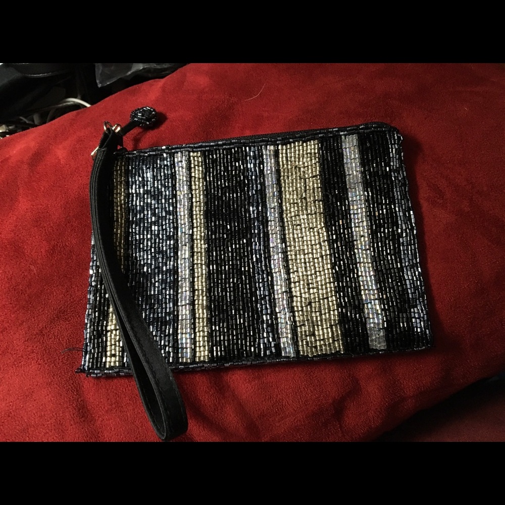 Amanda Smith beaded wristlet - Picture 2 of 3
